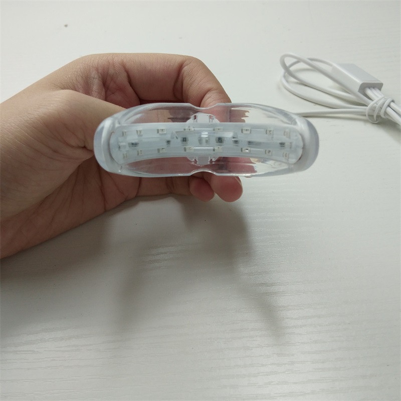 オーラルケア ティースホワイトニング – 3in1 16ライ - Teeth Whitening Device のレビューと価格